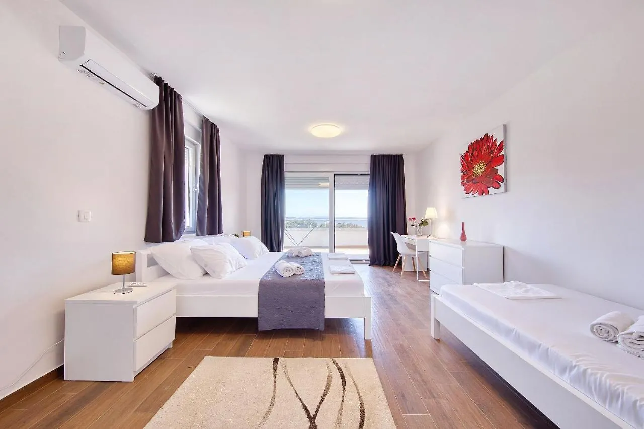 Vidalis, No 1 Apartment Kozino